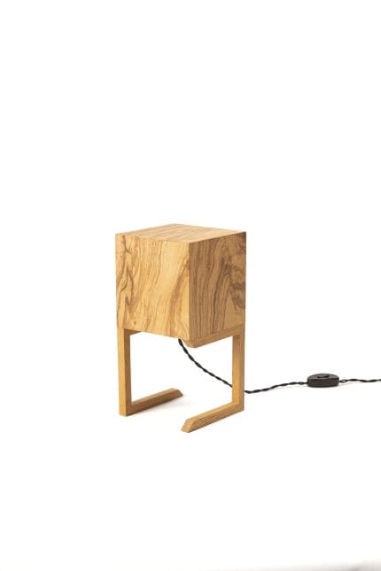 TAHTI Diş Budak Kaplama Masa Abajuru