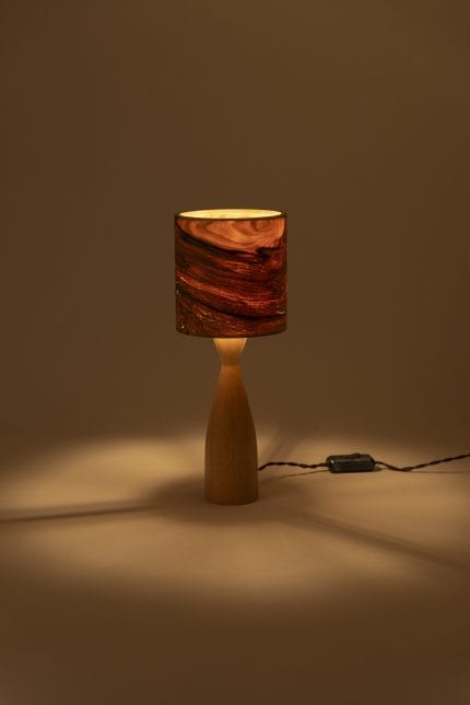 TIKKU Renkli Diş Budak Kaplama El Yapımı Abajur