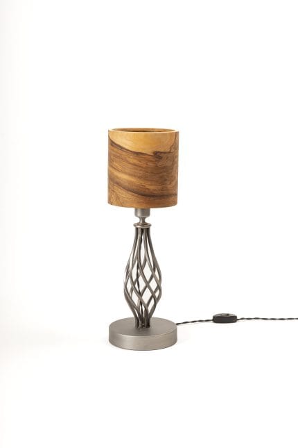 TIKKA Diş Budak Kaplamalı Masa Abajuru