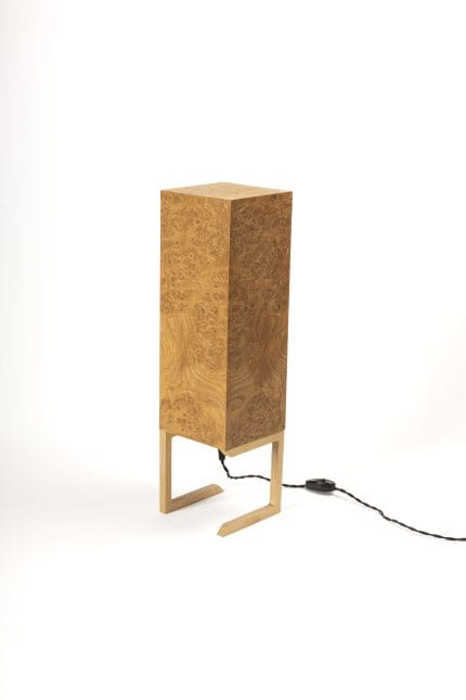 TULI Masa Abajur Zarif Tasarım ve Doğal Ahşap Dokusu ile Aydınlatma