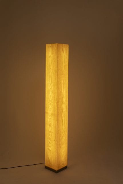 NUOTIO el yapımı Çam Kaplamalı Dikey Lambader
