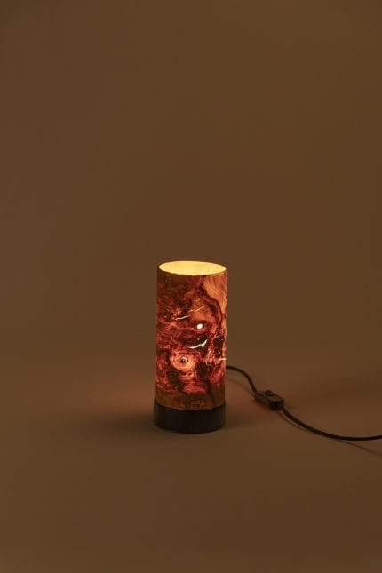 LIEKKI Dişbudak Kaplama Masa Abajur